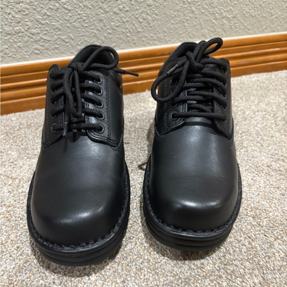 Eastland Women’s Black Plainview Oxford size 12M - new without tag